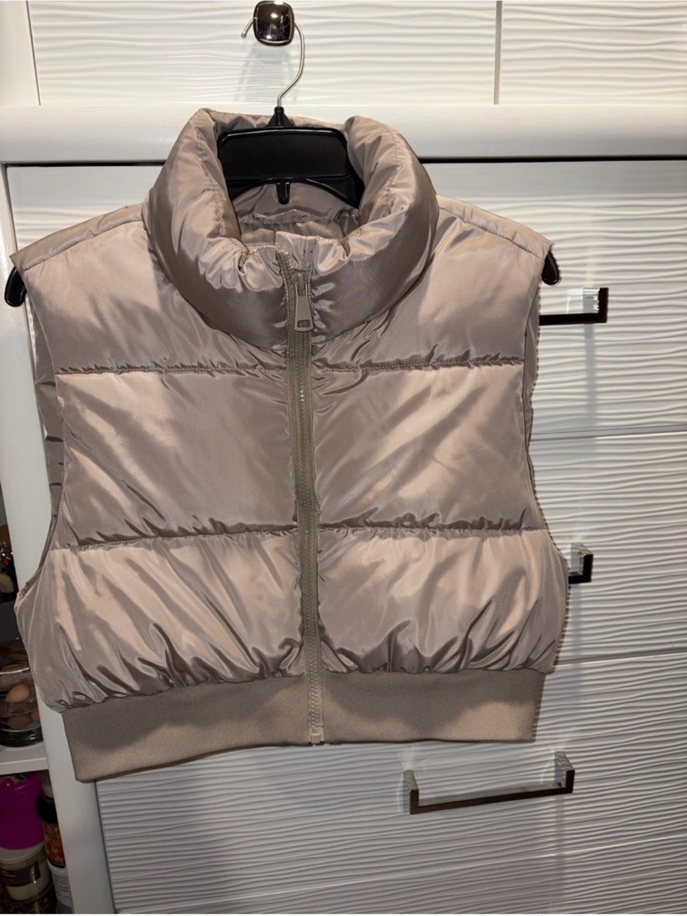 Taupe/ tan puffer cropped vest size M